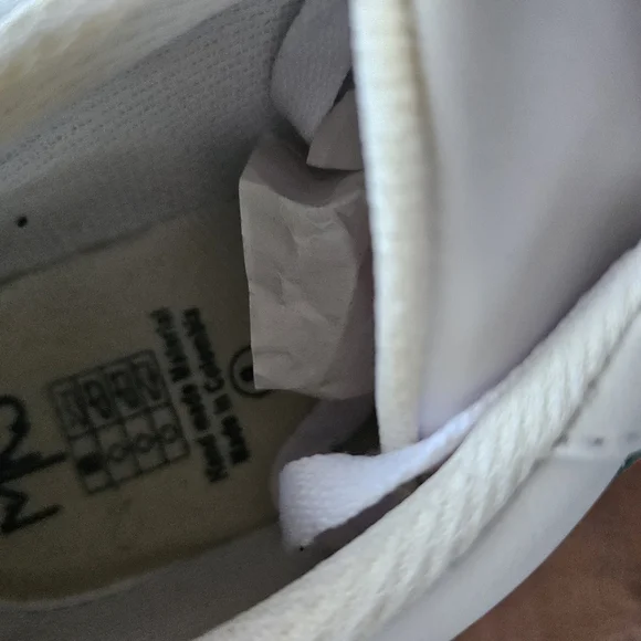 MKS Sneaker Shoes Womens White Red Green 8 - Picture 4 of 10